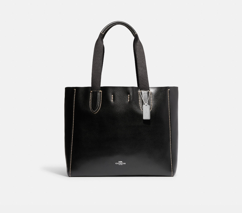 Derby Tote in black (Photo via Coach Outlet)