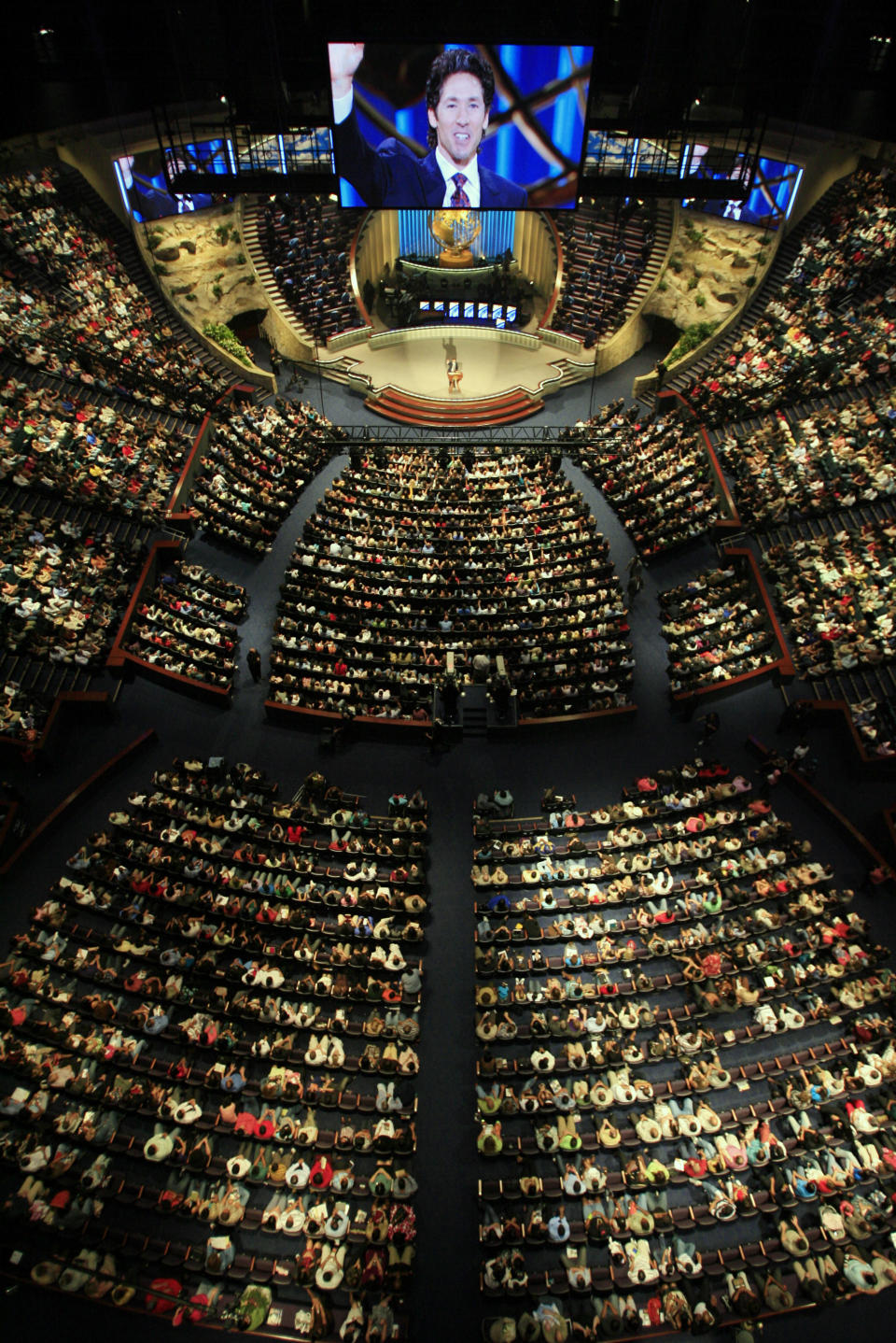 FILE - Joel Osteen gives a sermon at his Lakewood Church on Oct. 5, 2008 in Houston. Authorities are investigating whether cash and checks discovered during repair work being done at Pastor Joel Osteen’s Houston megachurch is connected to $600,000 that was stolen from a church safe more than seven years ago. (Eric Kayne/Houston Chronicle via AP, File)