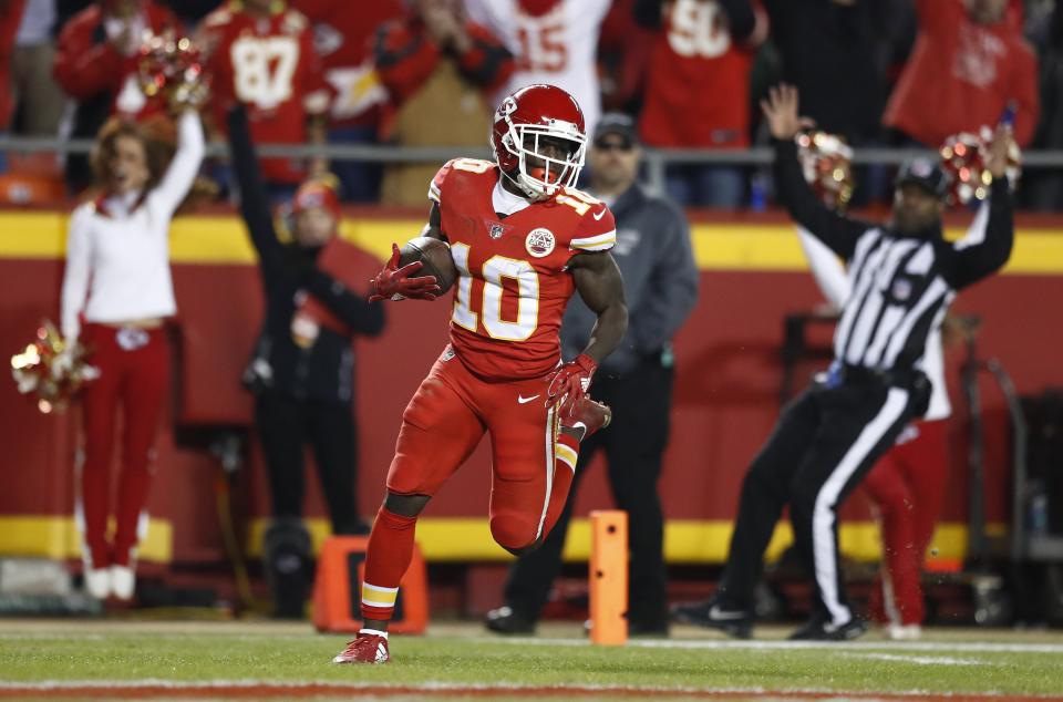 Kansas City Chiefs receiver Tyreek Hill is among the players most commonly associated with winning fantasy teams. (EFE/EPA/LARRY W. SMITH)