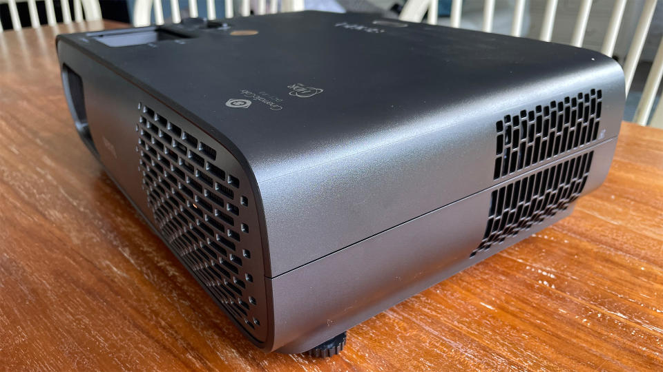 4K home cinema projector: BenQ W4000i