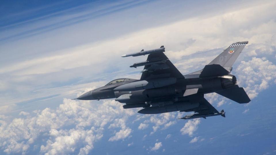 US Air Force F-16C fighter jet in flight