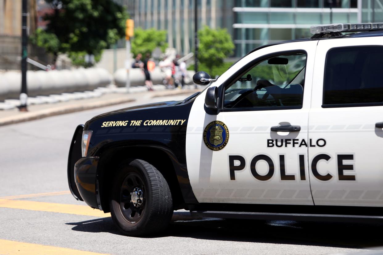 FILE PHOTO - A view shows a Buffalo Police vehicle parked in front of the city hall before a protest against the death in Minneapolis police custody of George Floyd, in Niagara Square, in Buffalo, U.S., June 5, 2020.  REUTERS/Lindsay DeDario