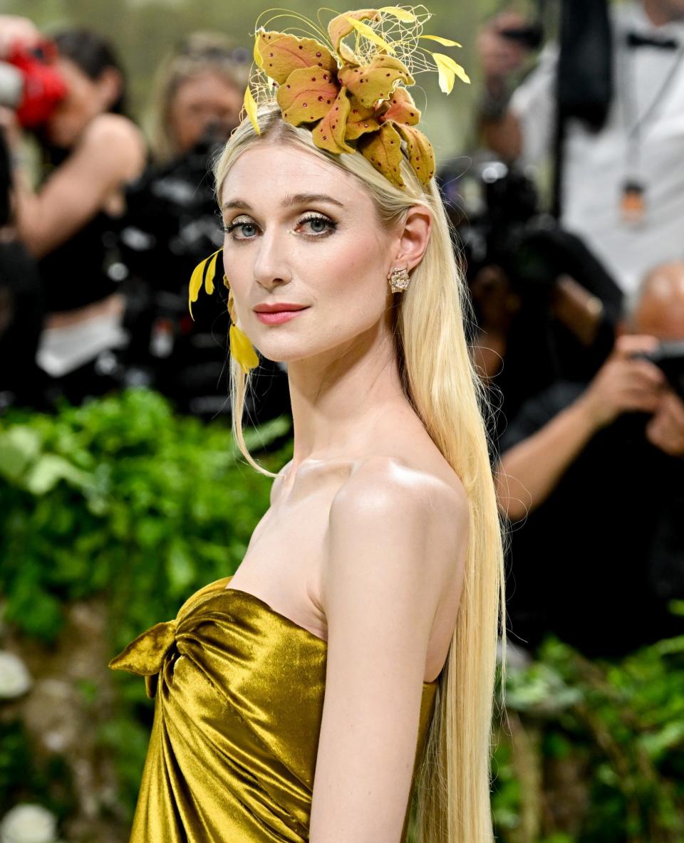 Actress Elizabeth Debicki wears Dior to the Met Gala