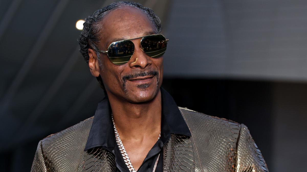 Snoop Dogg Shines at 2024 Paris Olympics