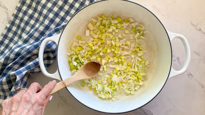 leeks in pot