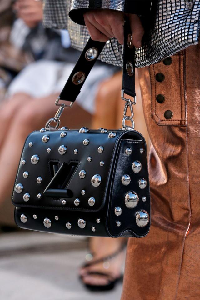 Louis Vuitton: Louis Vuitton Revealed Its Latest Twist Bags