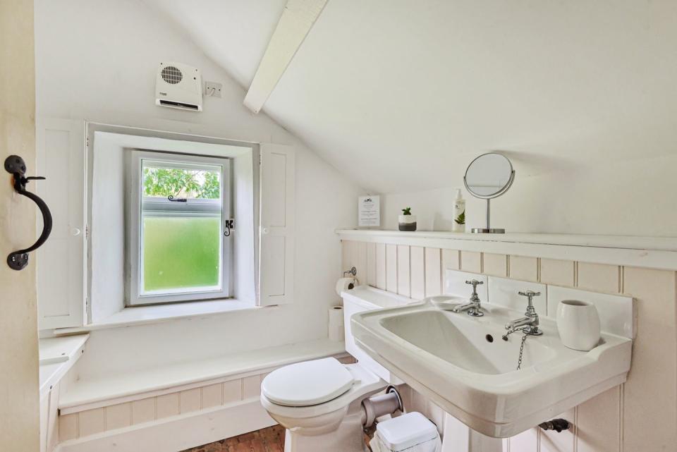 cosy cottage for sale bath bathroom