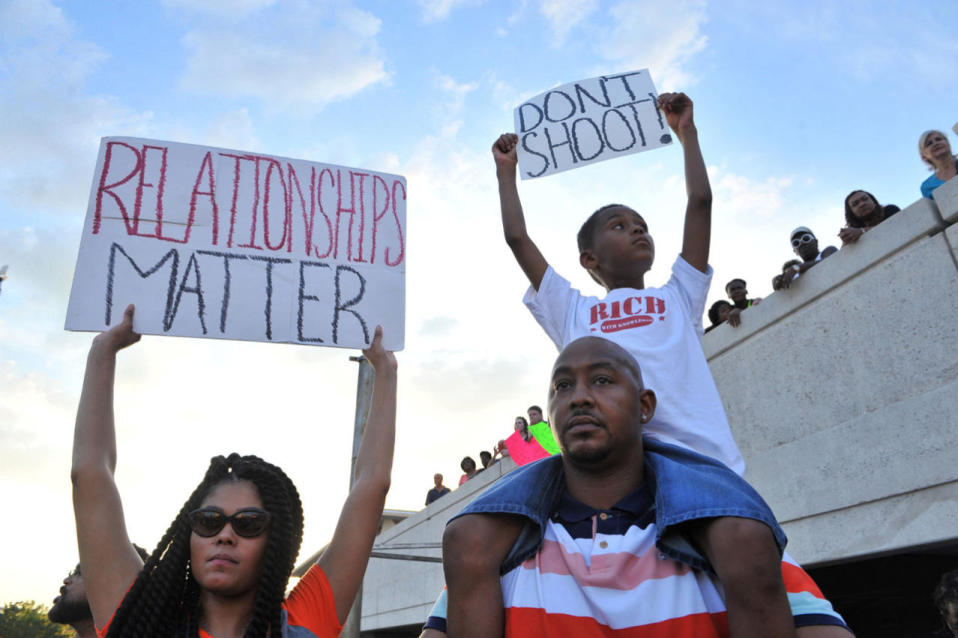 Terence Crutcher fatally shot by Tulsa, Okla., police officer