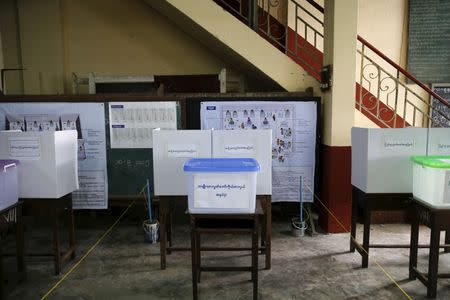 A polling station is ready for voting inside a school before Myanmar's general election in Yangon November 7, 2015. Myanmar heads to the polls on Nov. 8. REUTERS/Jorge Silva