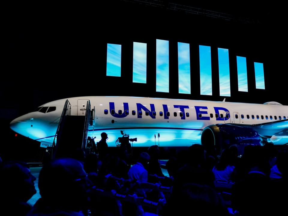 A United Airlines Boeing 737 Max 8 — United Airlines New Aircraft Interior