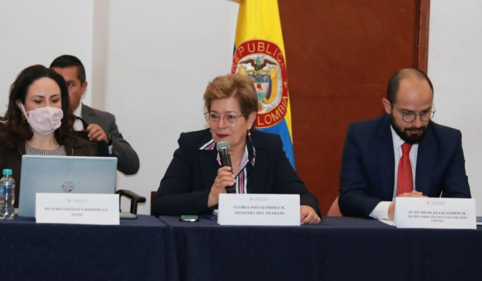 Mesa de Concertación del salario mínimo en Colombia para 2023. Foto: Ministerio de Trabajo.