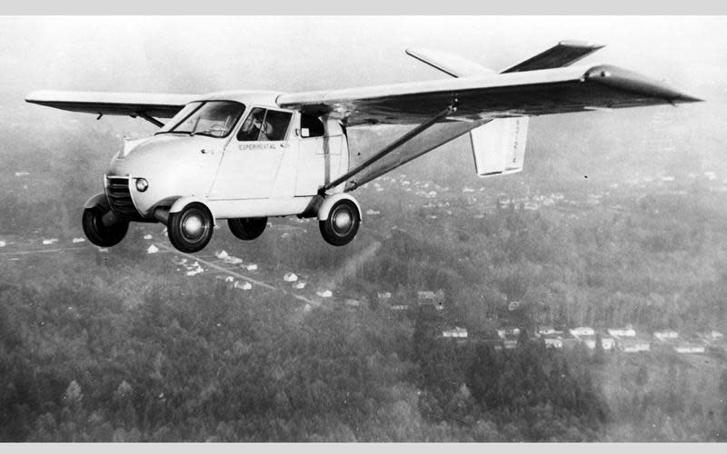 1949年的Taylor相當接近飛機與汽車結合的樣貌。