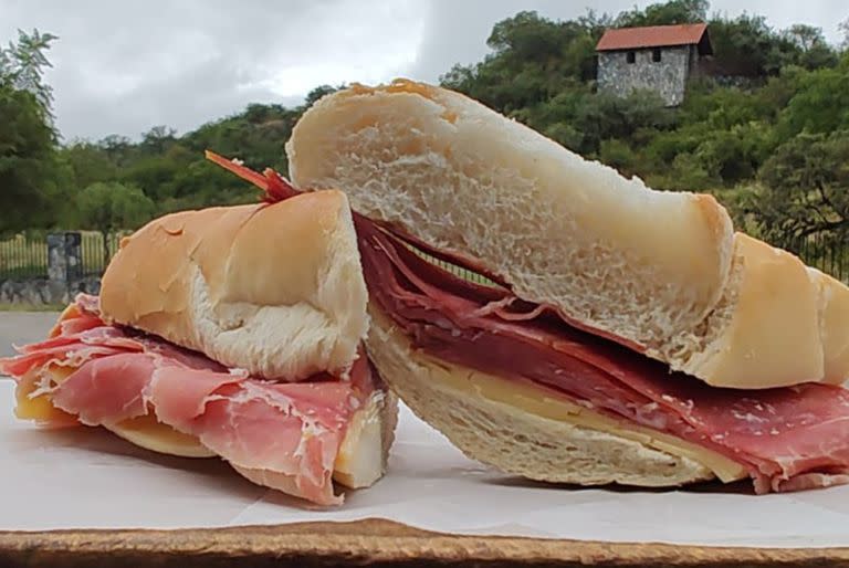 La ruta del crudo y queso. Almacén de Quito