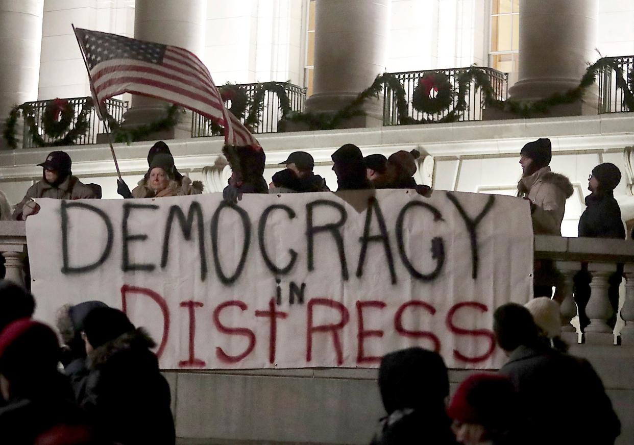 Protesters have gathered at the Wisconsin state capitol in recent days to protest a power grab aimed at undercutting Democrats by the GOP-controlled lame duck Legislature. (Photo: ASSOCIATED PRESS)