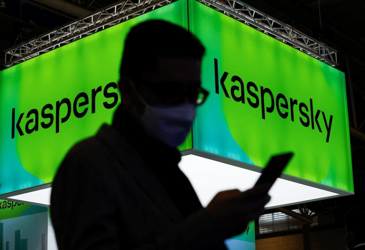 The federal government is banning Russian antivirus platforms by Kaspersky and China's social media app WeChat from all government-issued phones.  (REUTERS/Albert Gea - image credit)