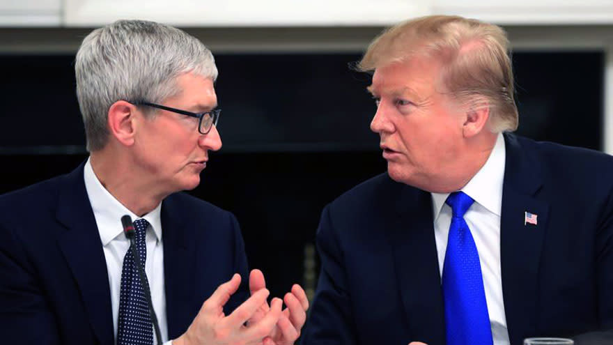 Tim Cook tuvo varios enfrentamientos con el expresidente Donald Trump.