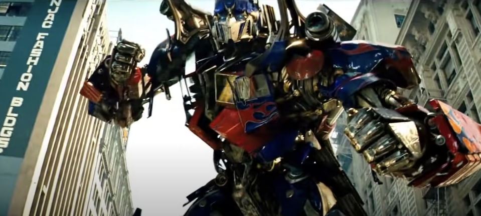 Optimus Prime ready to fight