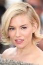 <p>Every time we grow our hair out we see Sienna Miller's bob and immediately we want to chop it all off again.</p>