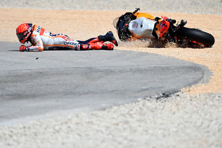 Tras el impactante accidente en Portugal que derivó en una dura lesión, Márquez no estará en el GP de Argentina