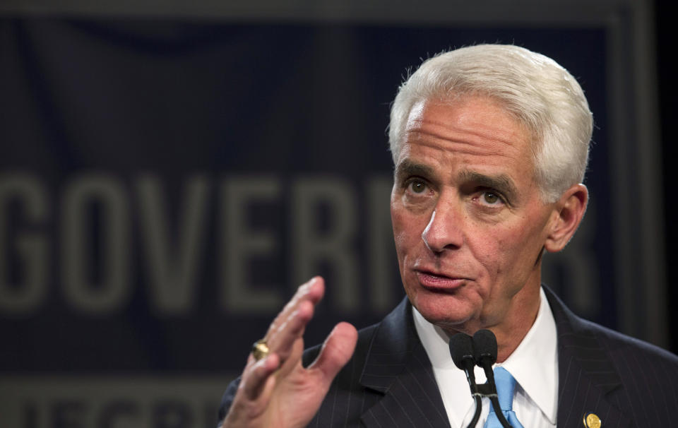 Former Florida Gov. and Democratic gubernatorial candidate Charlie Crist talks with supporters after conceding the election, Nov. 4, 2014. (Photo: Scott Audette/Reuters)