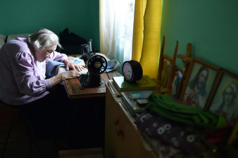 Up until the 1970s, Stashko, who had been a seamstress in France, made dresses in the French 1940s style after going to live in Belarus