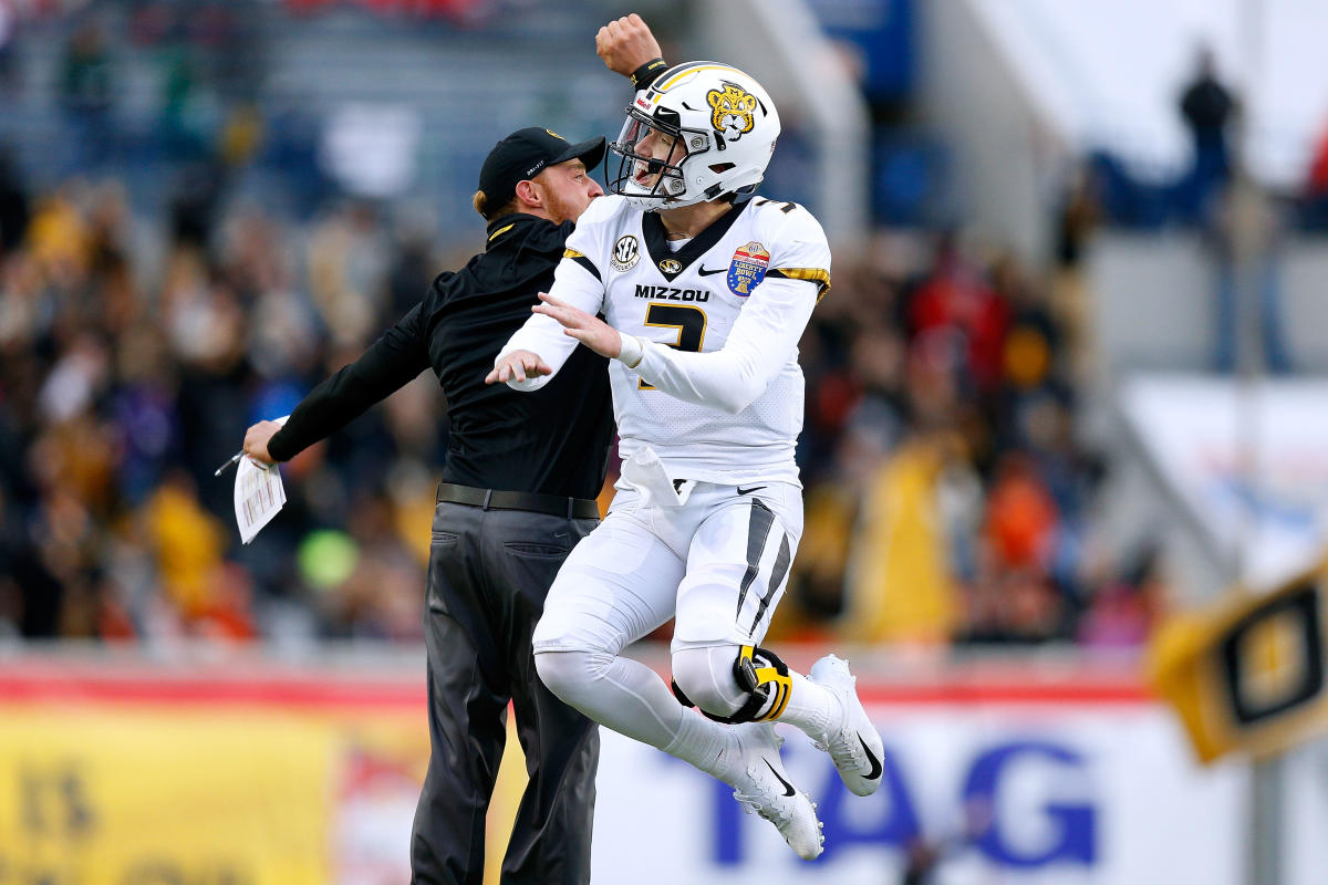 The skill that has NFL scouts intrigued about top QB prospect Drew Lock:  basketball