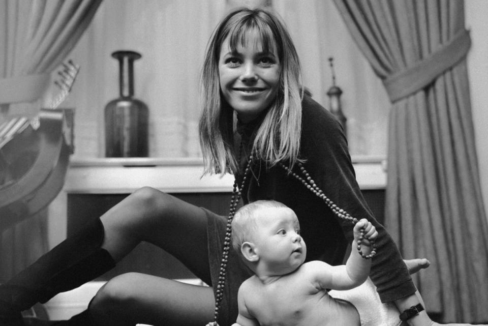 English actress and singer Jane Birkin with 7-month-old Kate Barry, her daughter by composer John Barry in 1967. (Getty Images)