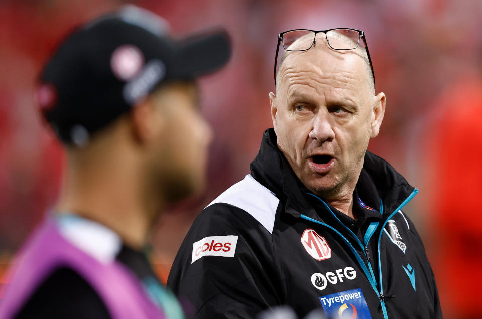 Ken Hinkley reacts during the game.