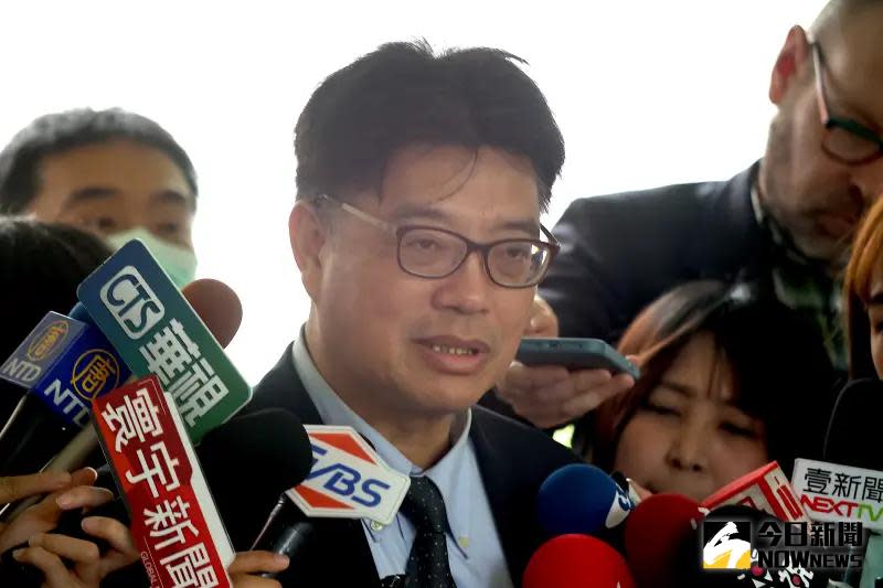 ▲中煤記者盯梢台灣政論節目引發熱議，邱垂正今日備詢時表示該記者已輪調離開，讓周玉蔻痛批有夠落漆。（圖／記者陳明中攝）