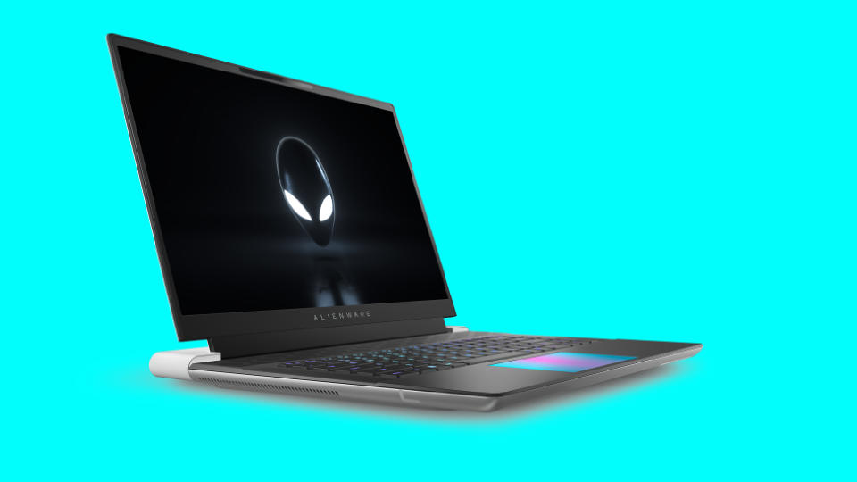 Alienware x16 R2