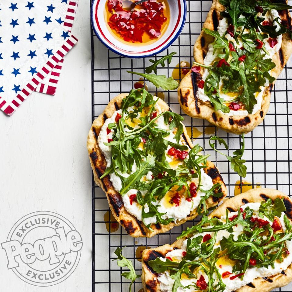 GRILLED PIZZAS WITH RICOTTA & ARUGULA
