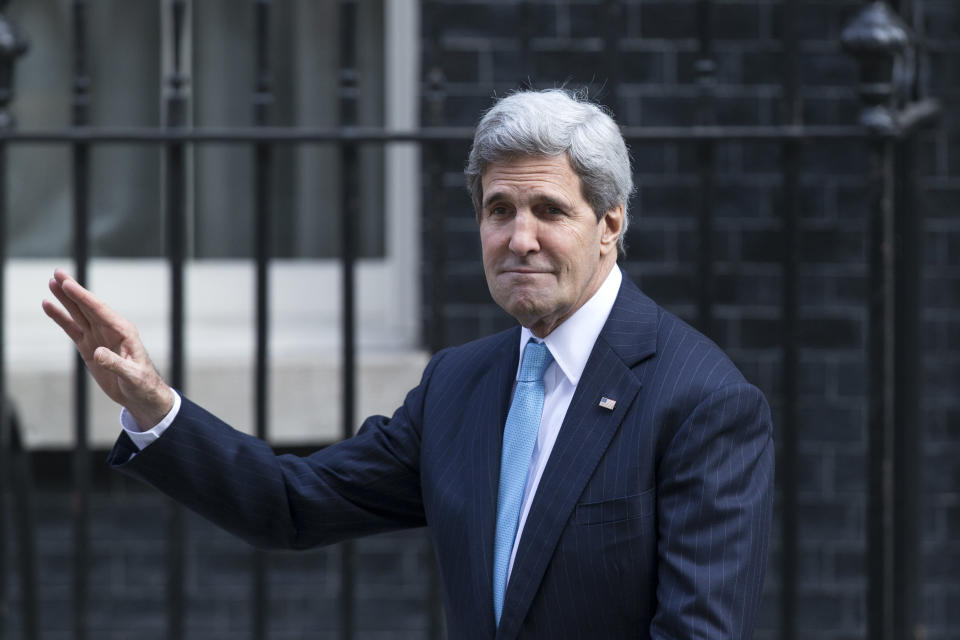 LONDON, ENGLAND - MARCH 14:  U.S. Secretary of State John Kerry leaves Number 10 Downing Street after meeting with British Prime Minister David Cameron and Foreign Secretary William Hague on March 14, 2014 in London, England. Mr Kerry will meet with his Russian counterpart Sergei Lavrov to discuss the Ukrainian crisis situation in London ahead of a disputed referendum in Crimea on Sunday.  (Photo by Oli Scarff/Getty Images)