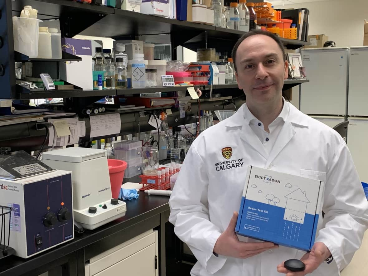 Dr. Aaron Goodarzi, assistant professor in the department of biochemistry and molecular biology at the University of Calgary, said his team's most recent research found that radon exposure is significantly affected by behaviour and socio-economic factors. (Weston Jacques/CBC - image credit)