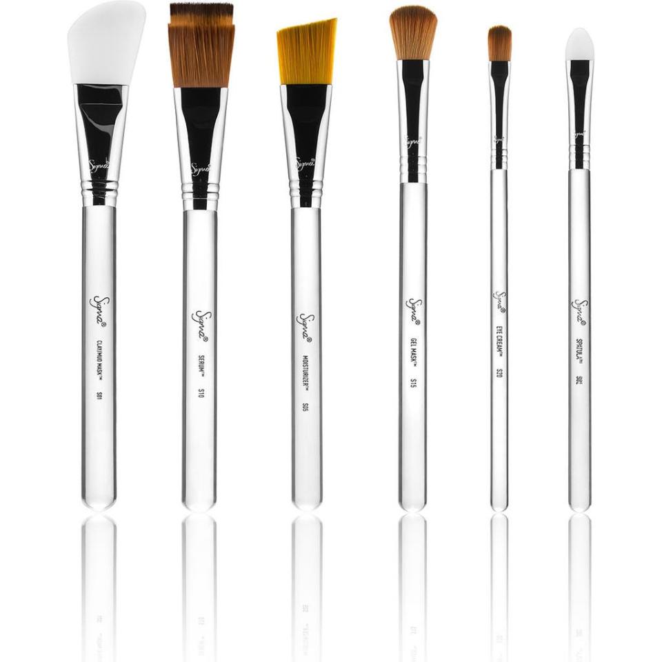 <p><a href="https://go.redirectingat.com?id=74968X1596630&url=https%3A%2F%2Fwww.bloomingdales.com%2Fshop%2Fproduct%2Fsigma-beauty-skincare-brush-gift-set%3FID%3D3992238&sref=https%3A%2F%2Fwww.harpersbazaar.com%2Fbeauty%2Fmakeup%2Fg4421%2Fbeauty-gifts%2F" rel="nofollow noopener" target="_blank" data-ylk="slk:Shop Now;elm:context_link;itc:0;sec:content-canvas" class="link ">Shop Now</a></p><p>Skincare Brush Set </p><p>bloomingdales.com</p><p>$46.75</p><span class="copyright">Bloomingdale's</span>