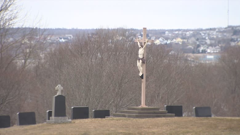 Old Sydney cemetery loses financial support for groundskeeper