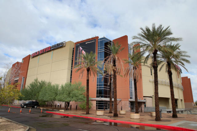 Coyotes could be locked out of Gila River Arena over unpaid bills, taxes