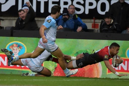 Winger Matthis Lebel dived over for the second Toulouse try