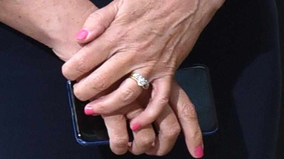 Lorraine Kelly's engagement ring