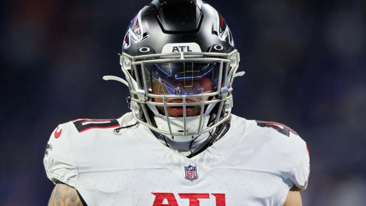 WATCH: Atlanta Falcons FB Keith Smith Gets Fined $87,000 for Non-Penalty  Hit - Sports Illustrated Atlanta Falcons News, Analysis and More