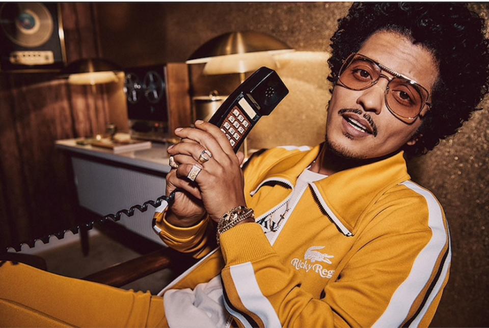 Après la musique, le chanteur Bruno Mars se lance dans la mode en créant sa propre marque, Ricky Regal. (Photo : Harper Smith pour  Ricky Regal)