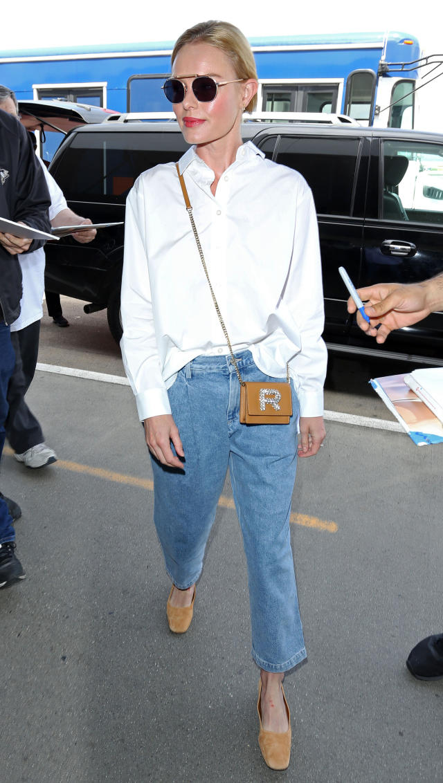 Alessandra Ambrosio, Denim, Blue Jeans, Oversized Cream Sweater, White  Sneakers, Waist High, Cropped, Dark Brown Louis Vuitton Purse, Ankle Length, Alessandra Ambrosio Blue Denim Jeans Street Style Hollywood 2019, Image#0