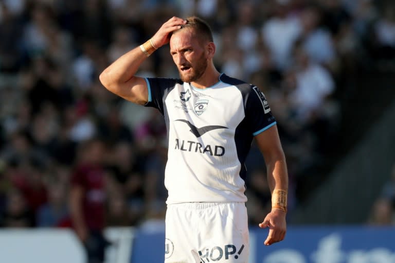 Montpellier's fly-half Aaron Cruden gestures during a French Top 14 rugby union match against Bordeaux-Begles (UBB) September 23, 2017