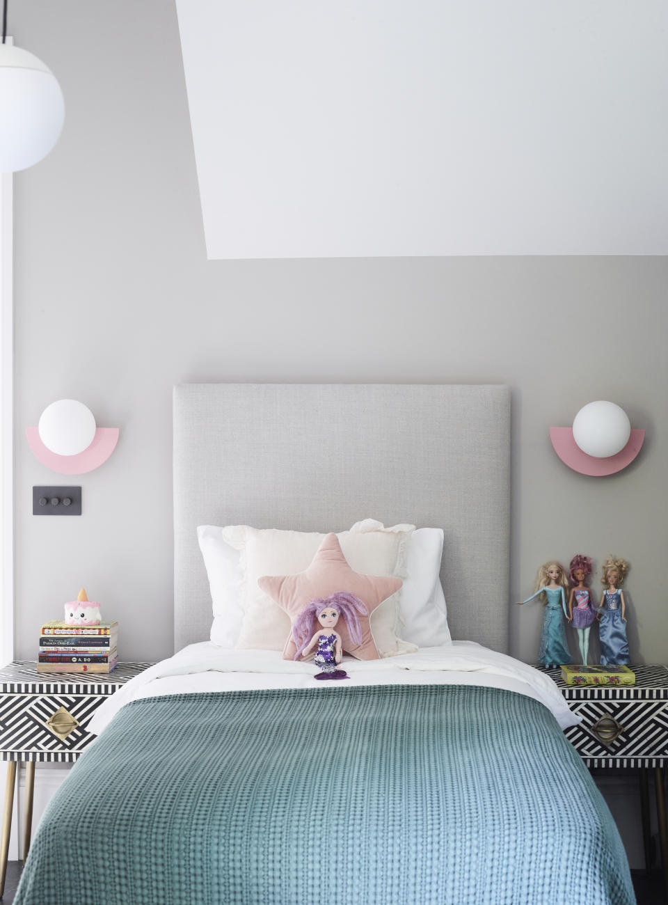 A bedroom with matching furniture