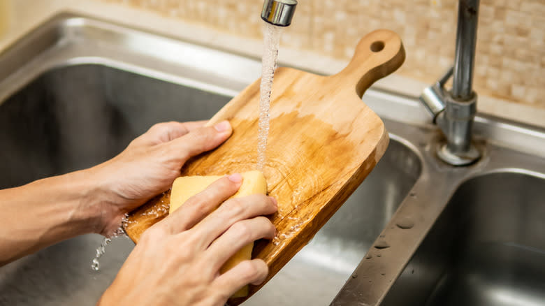 hand washing cutting board