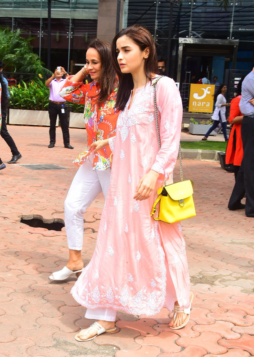 Alia Bhatt and Soni Razdan certainly had fun. 