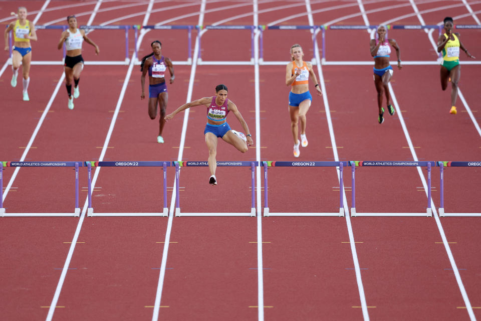 Pour favoriser l’inclusion des personnes trans dans le sport, la France fera appel à un groupe d’experts, annonce la minsitre des sports.