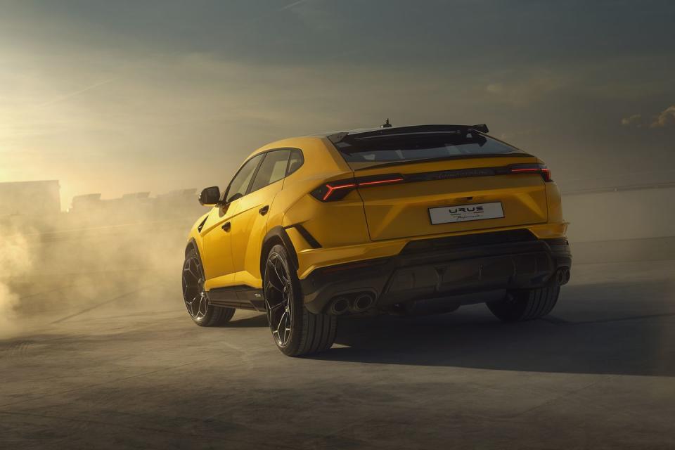 Lamborghini Urus Performante - Full Image Gallery