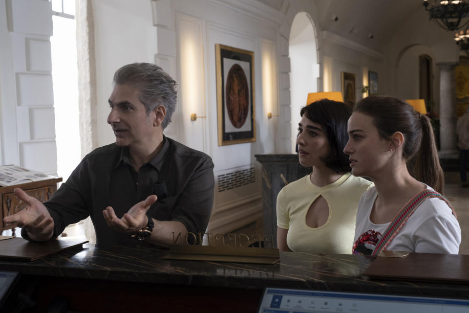 Michael Imperioli as Dominic Di Grasso, Simona Tabasco as Lucia, Beatrice Grannò as Mia (HBO)