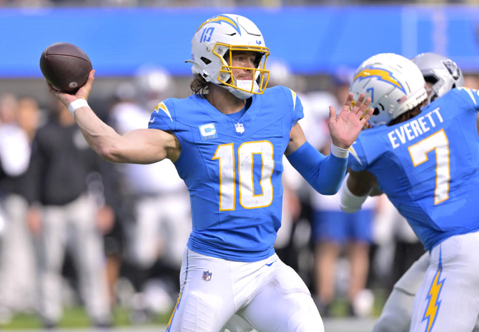 Oct 1, 2023; Inglewood, California, USA; Los Angeles Chargers quarterback <a class="link " href="https://sports.yahoo.com/nfl/players/32676" data-i13n="sec:content-canvas;subsec:anchor_text;elm:context_link" data-ylk="slk:Justin Herbert;sec:content-canvas;subsec:anchor_text;elm:context_link;itc:0">Justin Herbert</a> (10) throws a pass in the second half against the <a class="link " href="https://sports.yahoo.com/nfl/teams/las-vegas/" data-i13n="sec:content-canvas;subsec:anchor_text;elm:context_link" data-ylk="slk:Las Vegas Raiders;sec:content-canvas;subsec:anchor_text;elm:context_link;itc:0">Las Vegas Raiders</a> at SoFi Stadium. Mandatory Credit: Jayne Kamin-Oncea-USA TODAY Sports