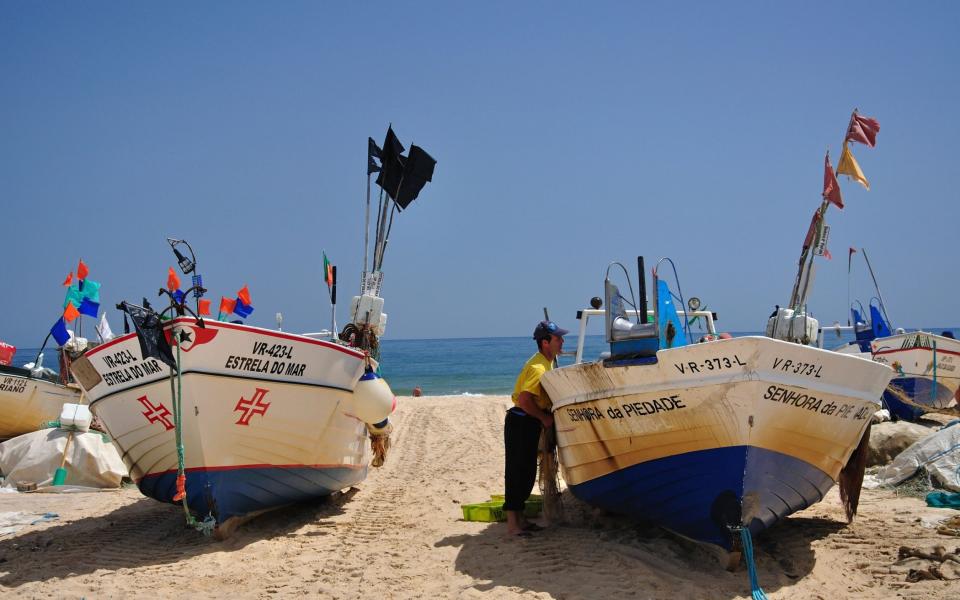 Fishing boats on beach, Monte Gordo, Vila Real de Santo Antonio